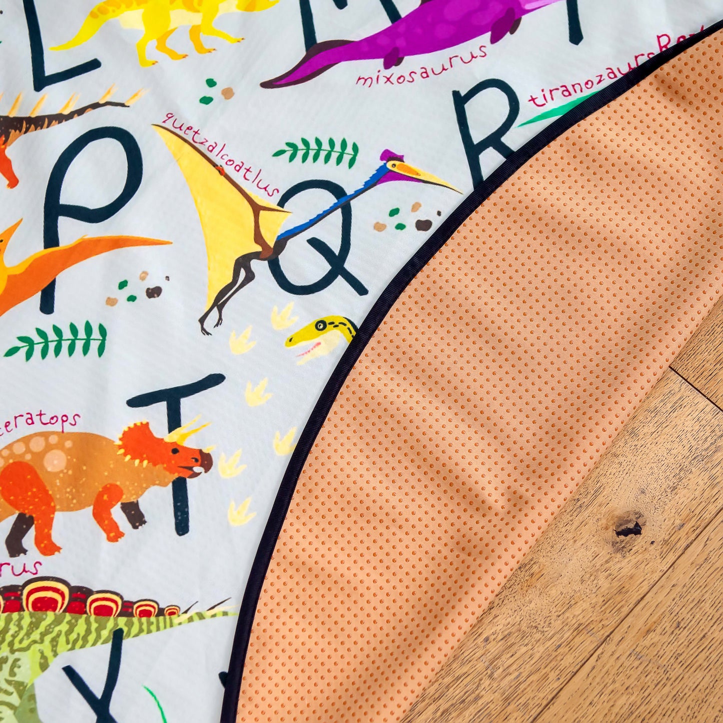 BABYBOET Splat Mat for Baby – Under High Chair Floor Mat Protects Wood, Vinyl and Carpet from Spills – Waterproof 4 Layer Baby Mat Bundle with Waterproof Matching Smock Fits Ages 6-36months - 130 x 130 cm