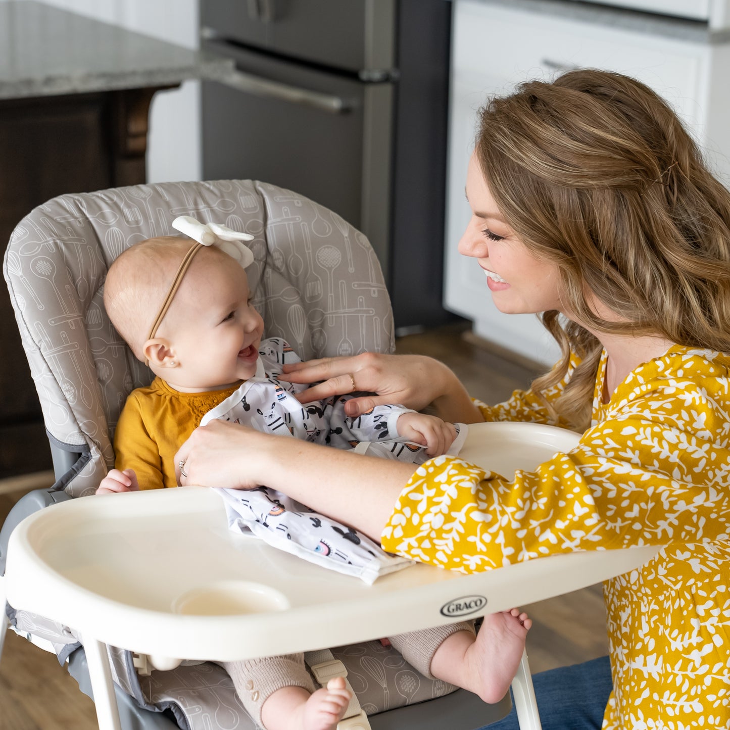 BABYBOET Long Sleeve Baby Bib Set 2PCS, Toddler Bib, Smock - Waterproof, Wipe Clean, Machine Washable with Food Catcher Pocket. 6-36Months