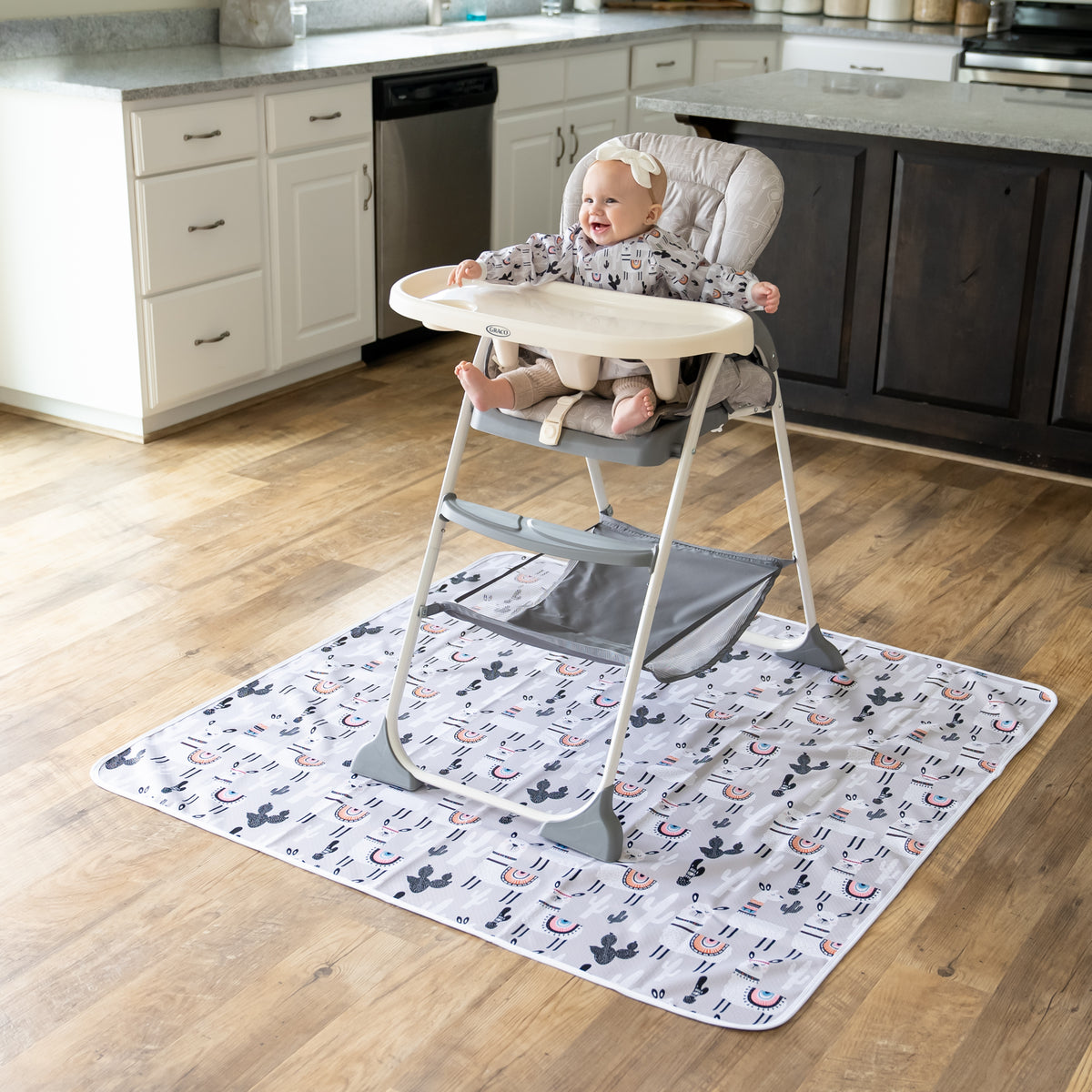 4-Layer Waterproof Splat Mat for Baby – Under High Chair Floor Mat & Matching Baby Bib (Alpaca ,130 x 130 cm, Smock bib Fits Ages 6-24months).